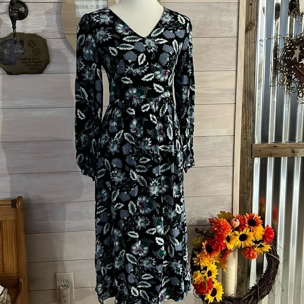 🆕 Loft Black Blue Flower Long Dress 0
